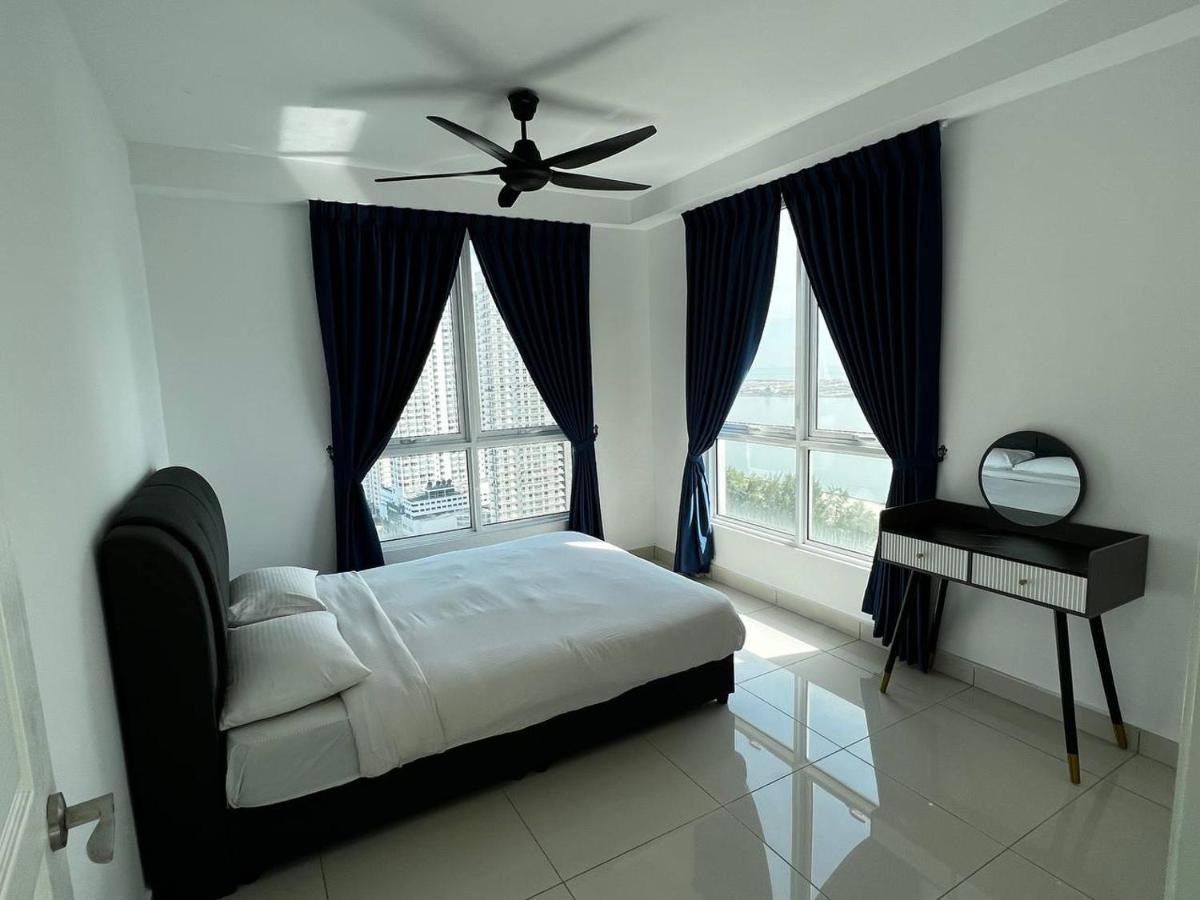 Apartment Merlene Suites At Mansion One Formerly Know As Mansion One Suites George Town